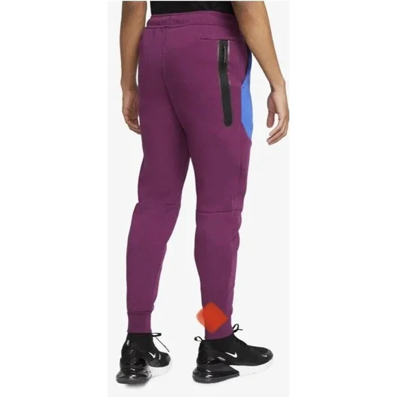 Nike Sportswear Mens Medium Tech Fleece Joggers Royal Sangria CU4495-610 $110